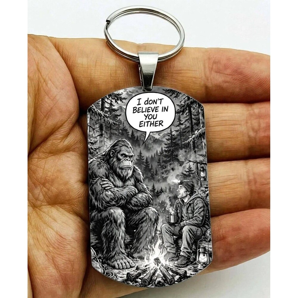 Big Foot Alien Funny Cute Jungle Stainless Keychain Art Joke Laugh Mystery